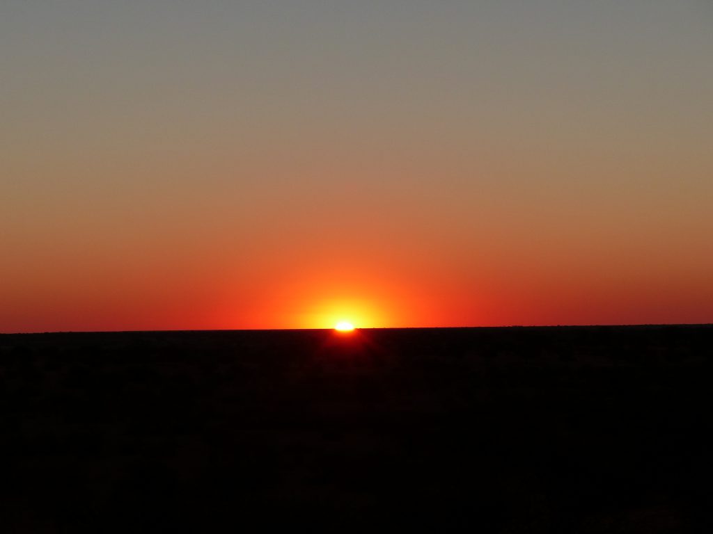Coucher de soleil sur le Kalahari
