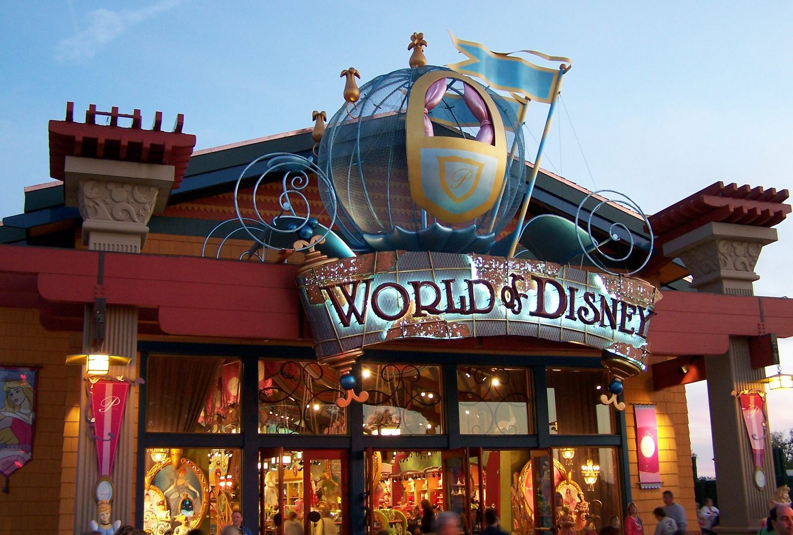Orlando 2008 World of Disney, une boutique immense