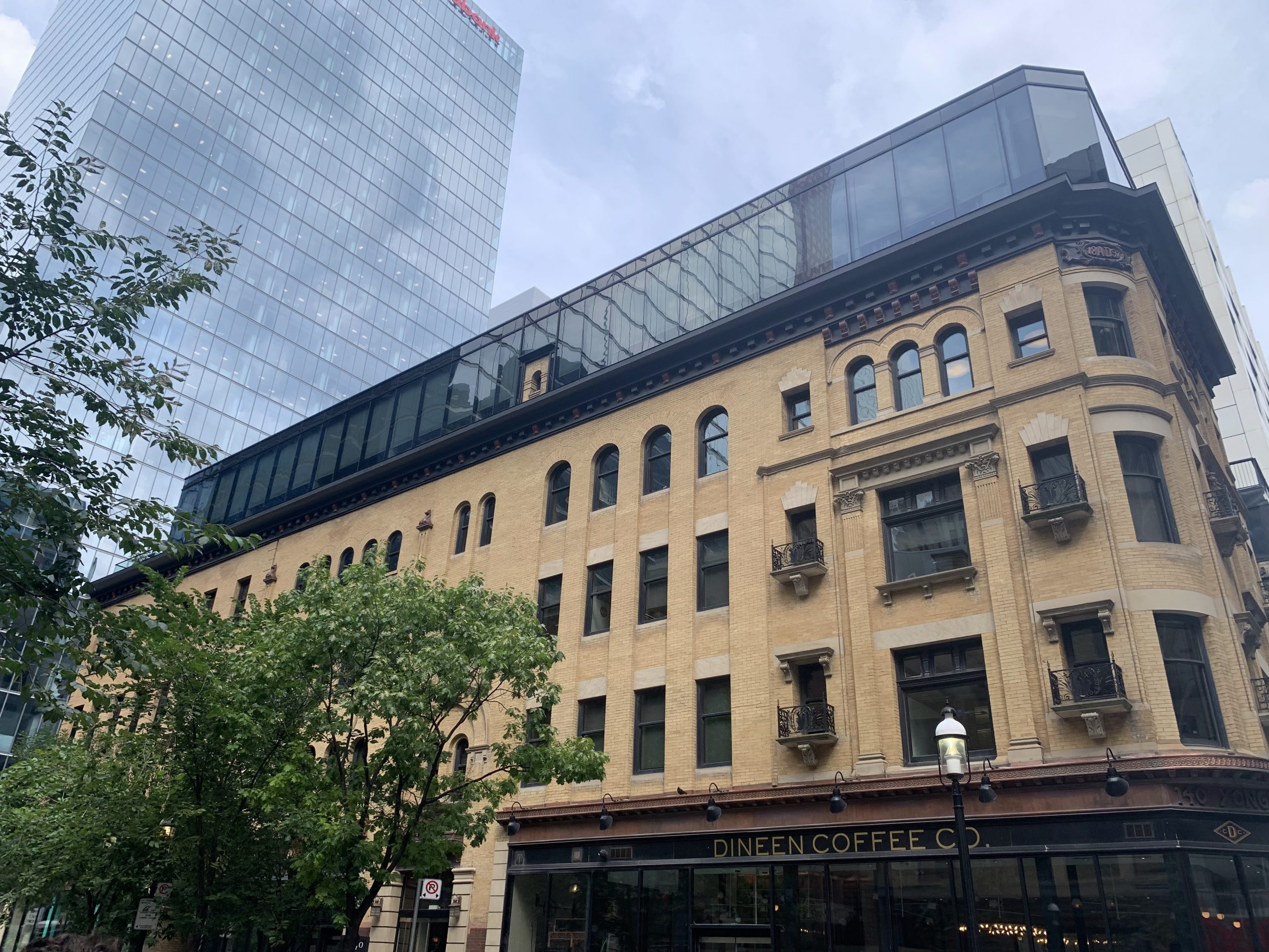 Rue Yonge