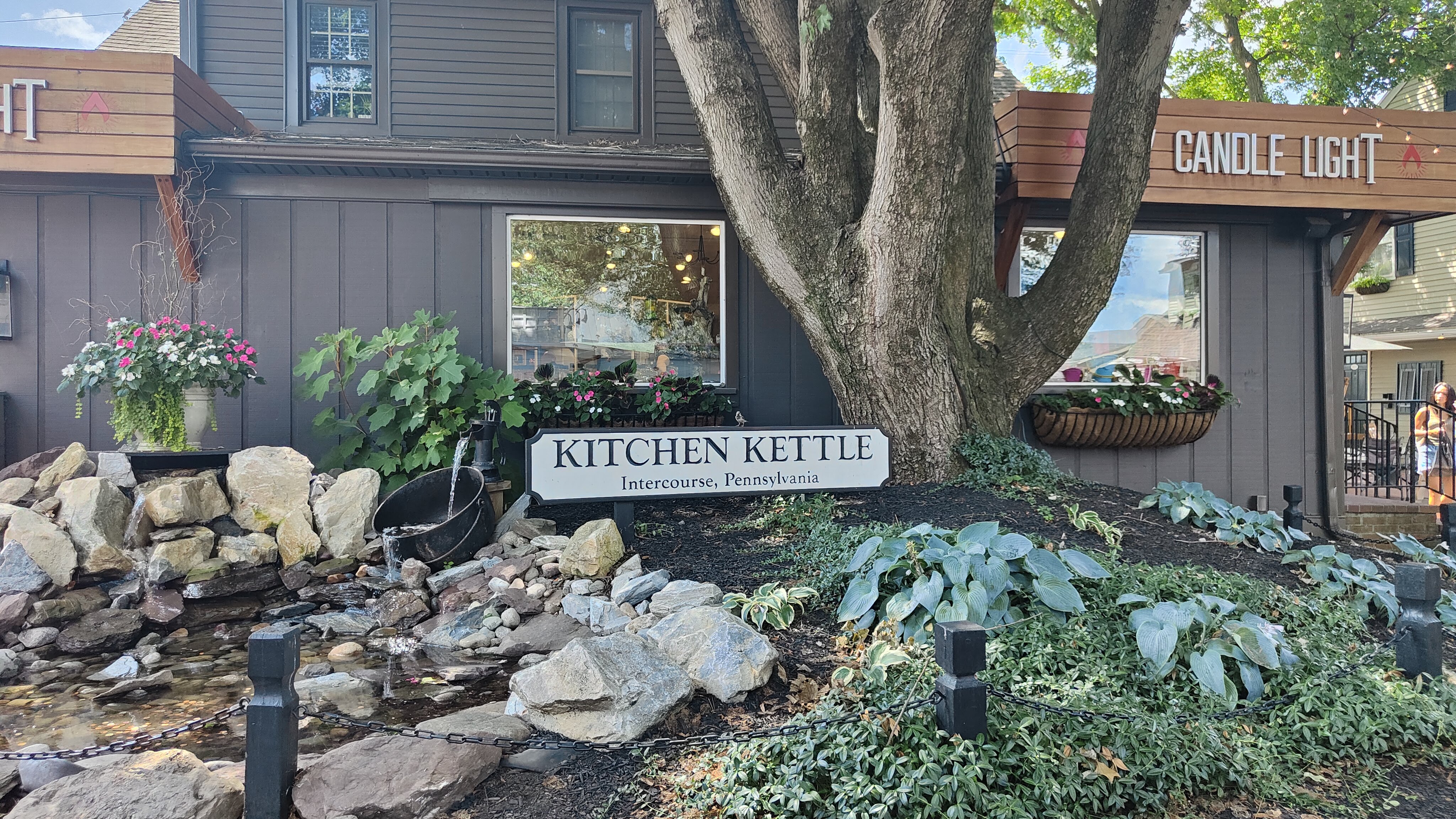 Kitchen Kettle Village