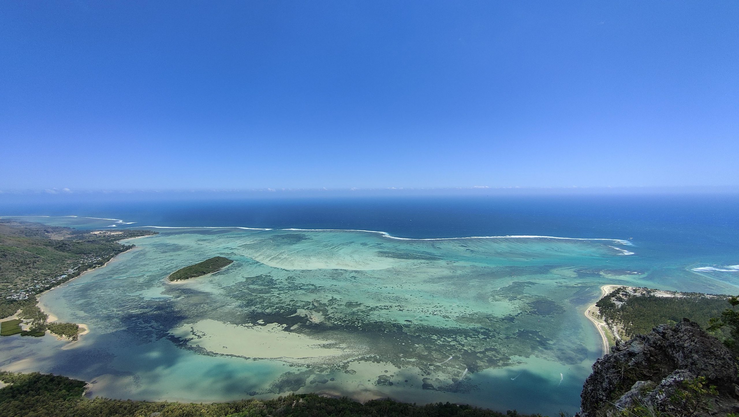 Vue depuis la croix du Morne Brabant