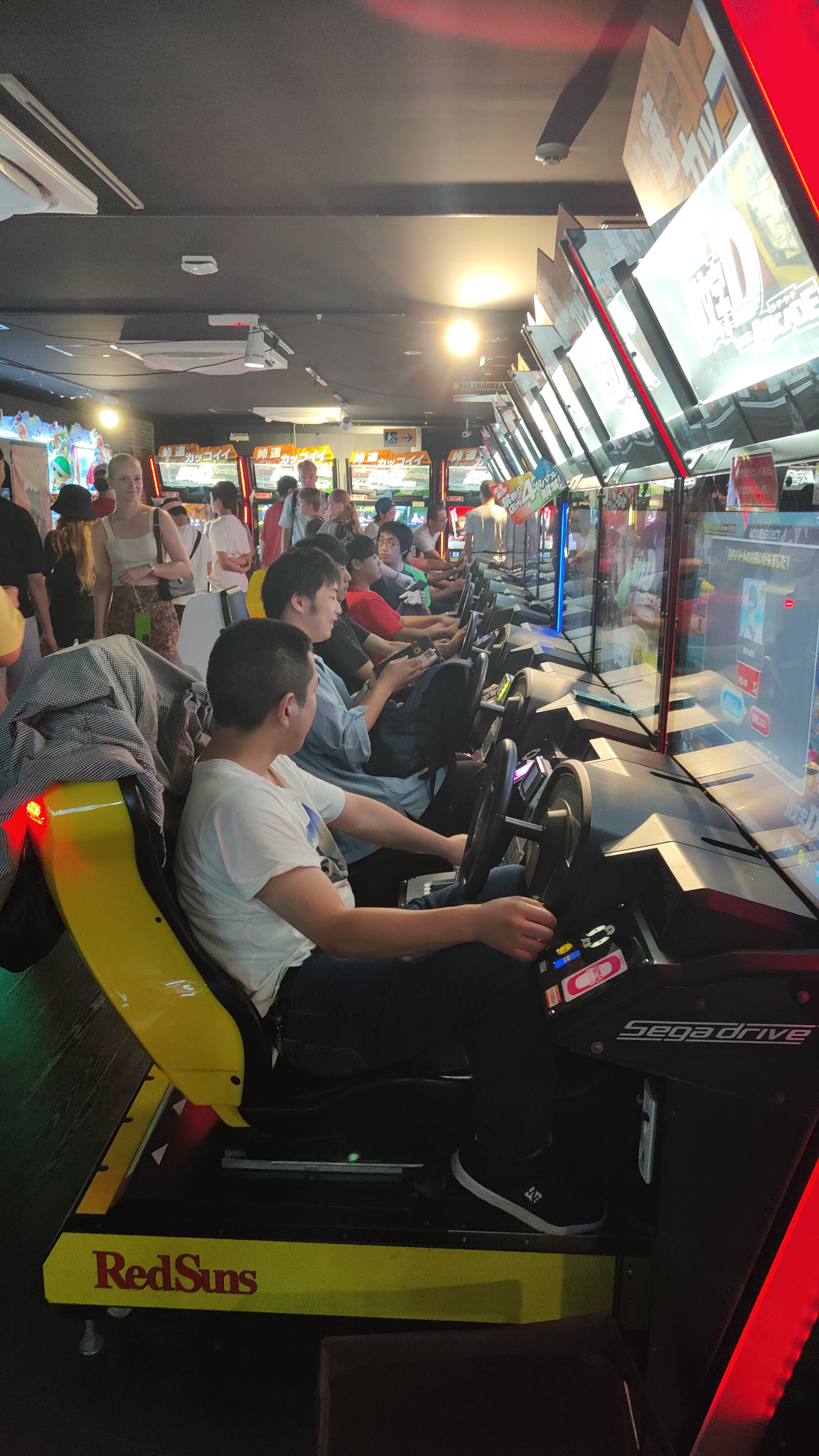 Etage "course" d'une salle Gigo à Akihabara