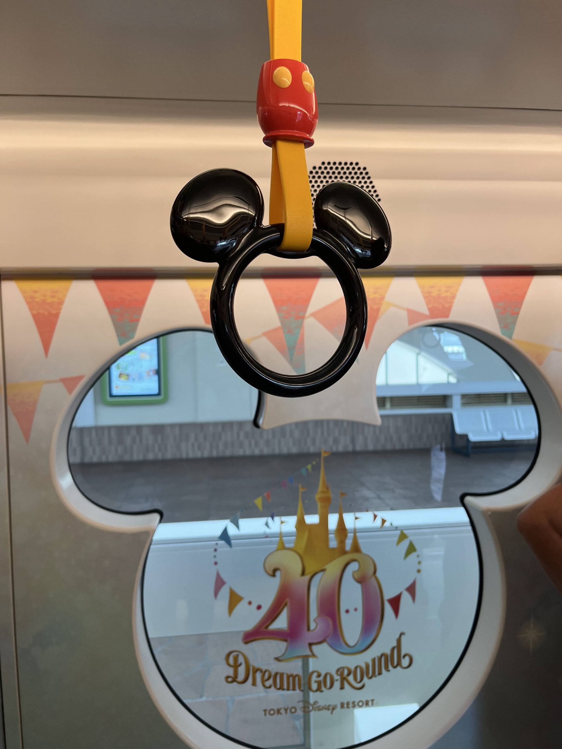 Le monorail de Tokyo DisneySea