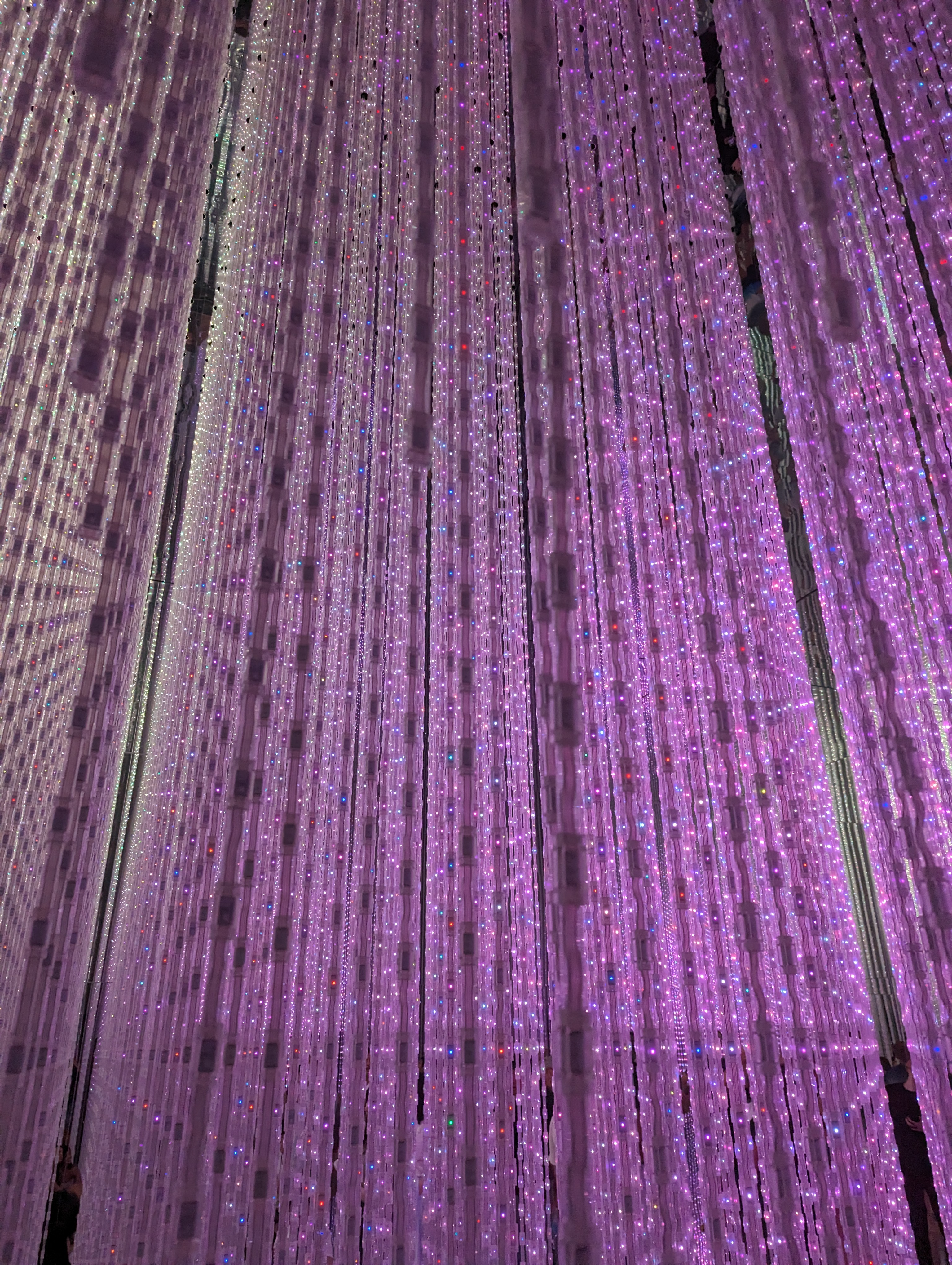 TeamLab Planets, The Infinite Crystal Universe