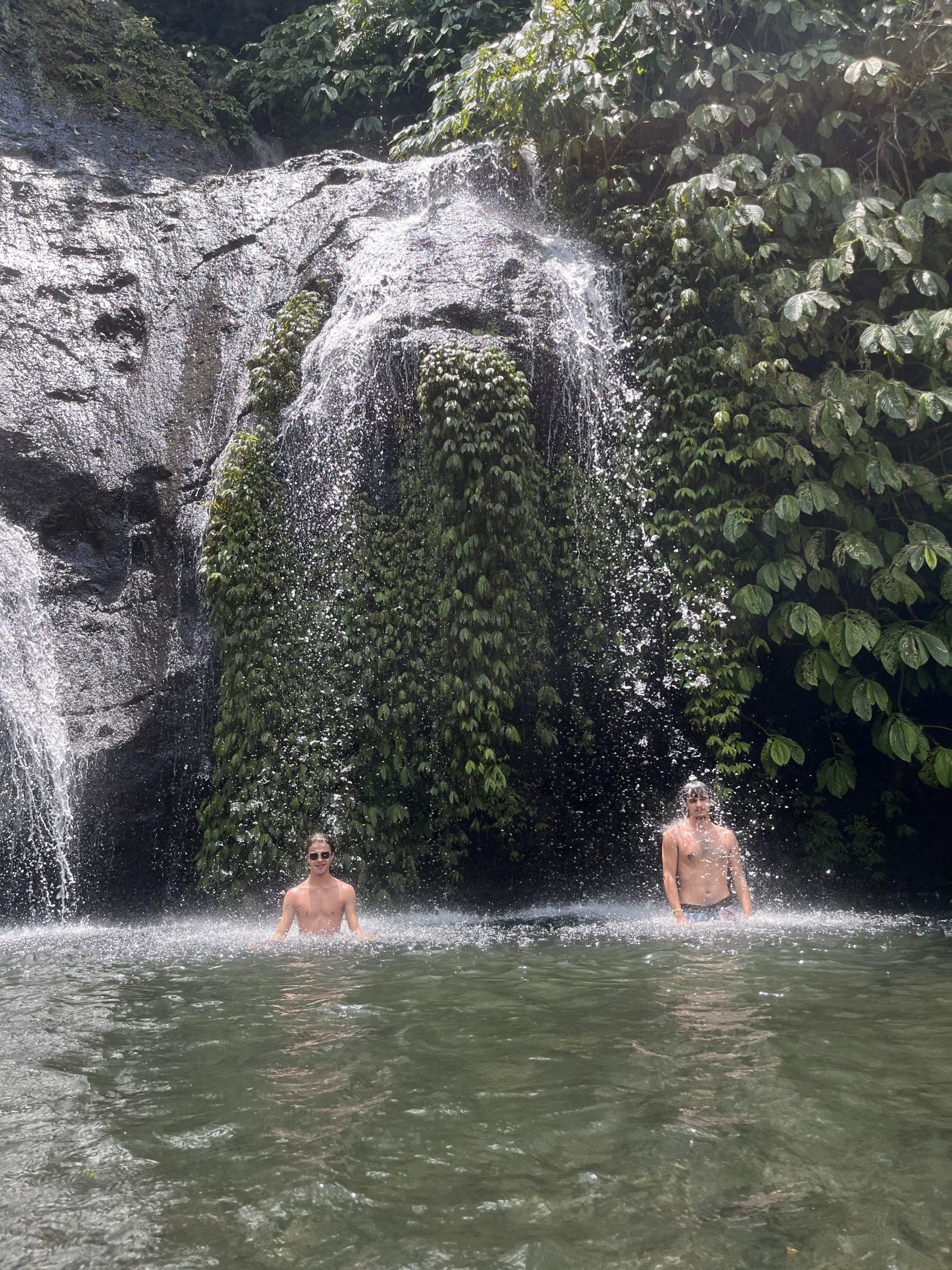 Chutes de Banyumala