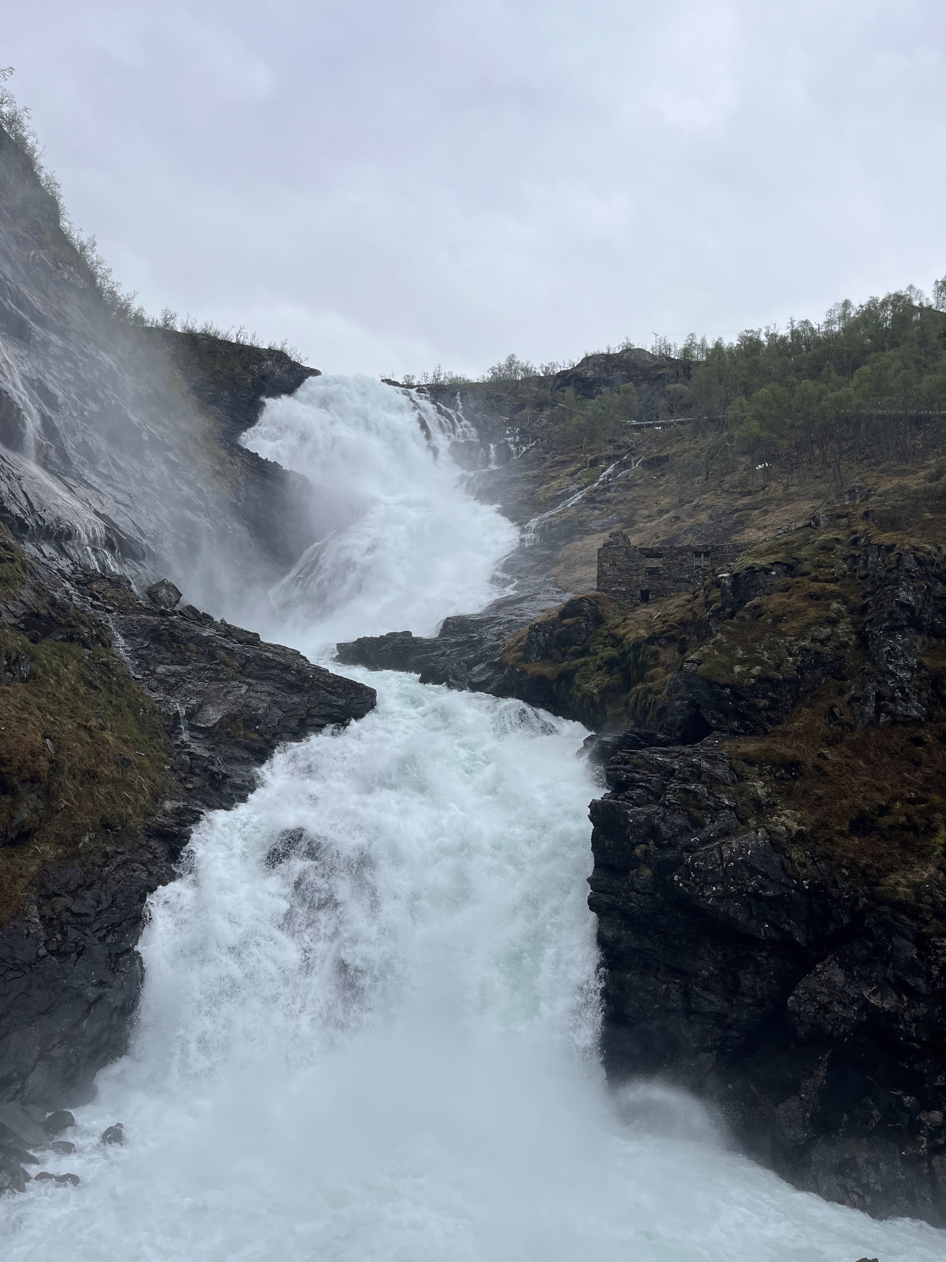 Flåm Railway - Chutes de Kjosfossen