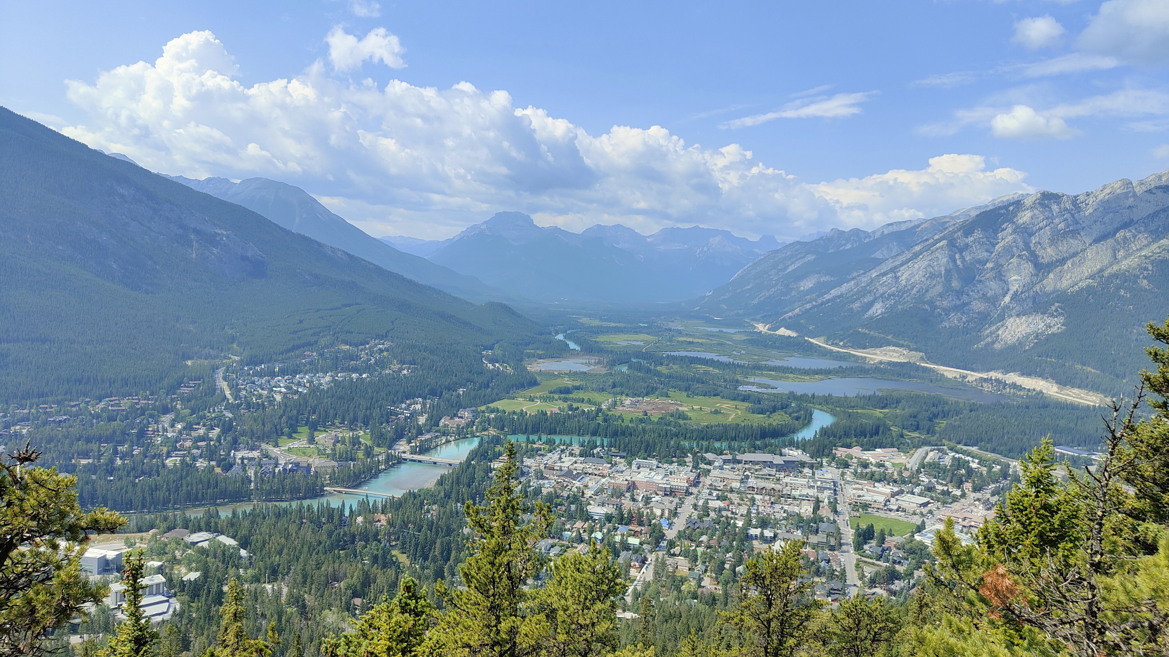 Tunnel Mountain trail
