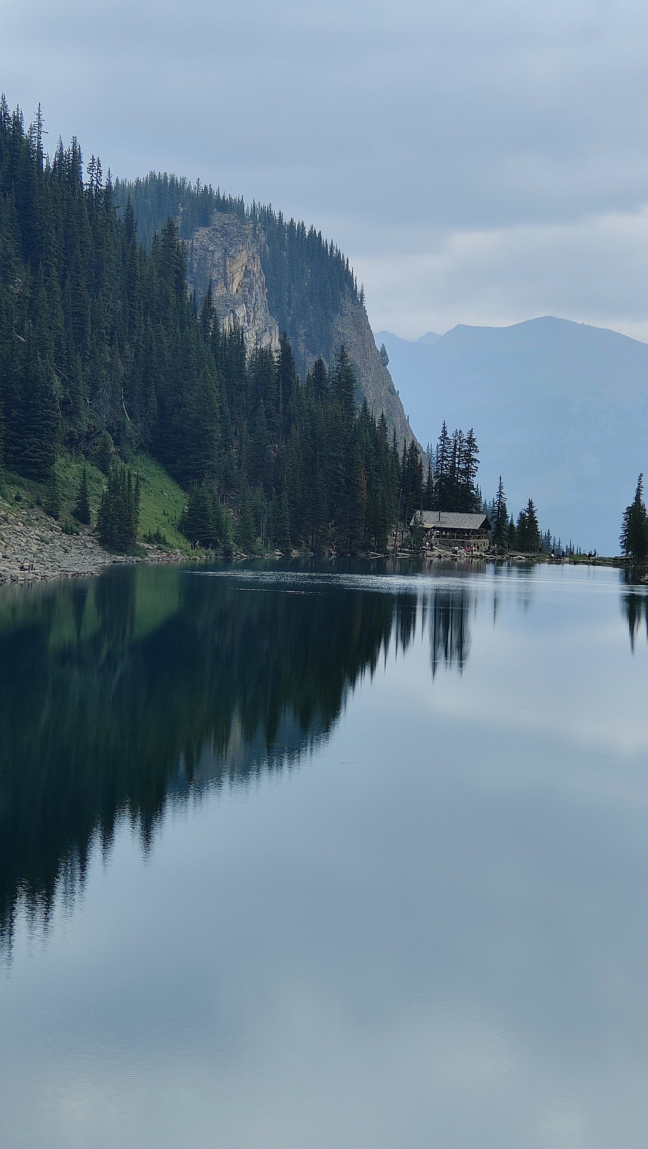 Agnes Lake & Tea House