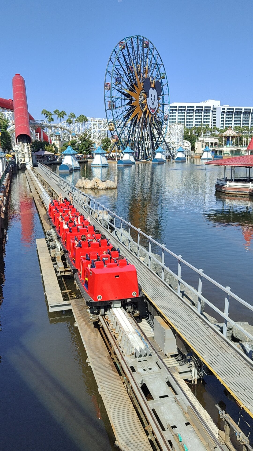 Incredicoaster
