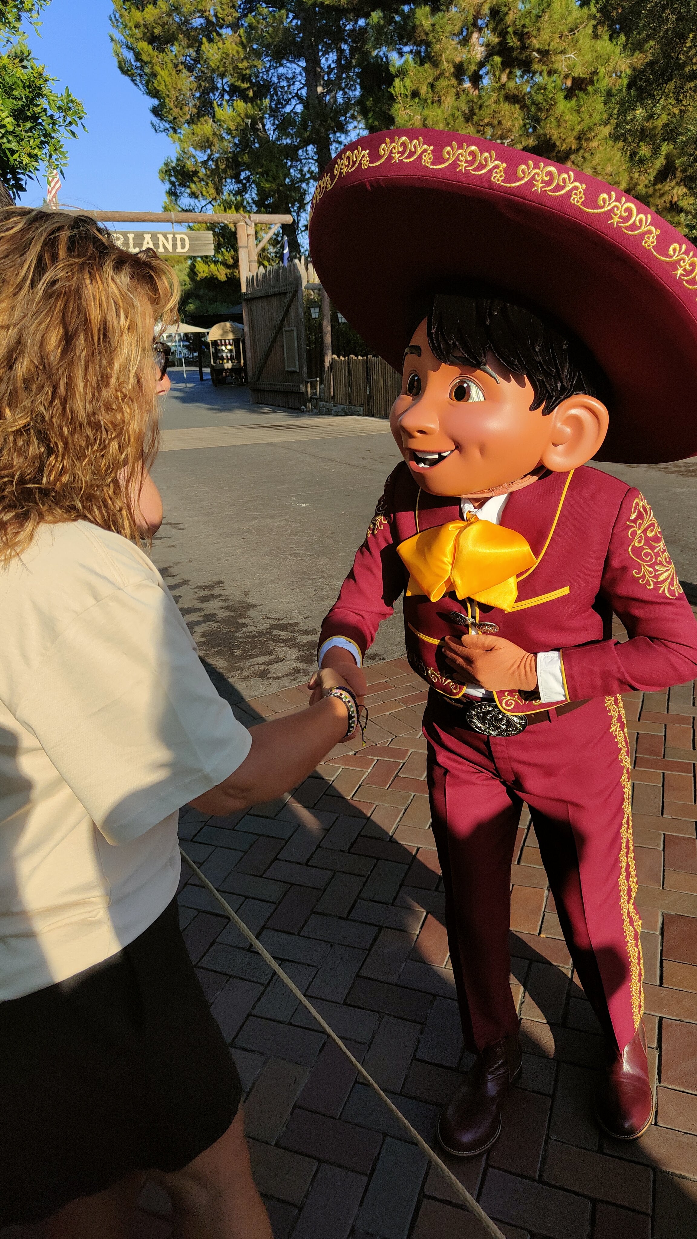 Coco à Disneyland avant le rope drop