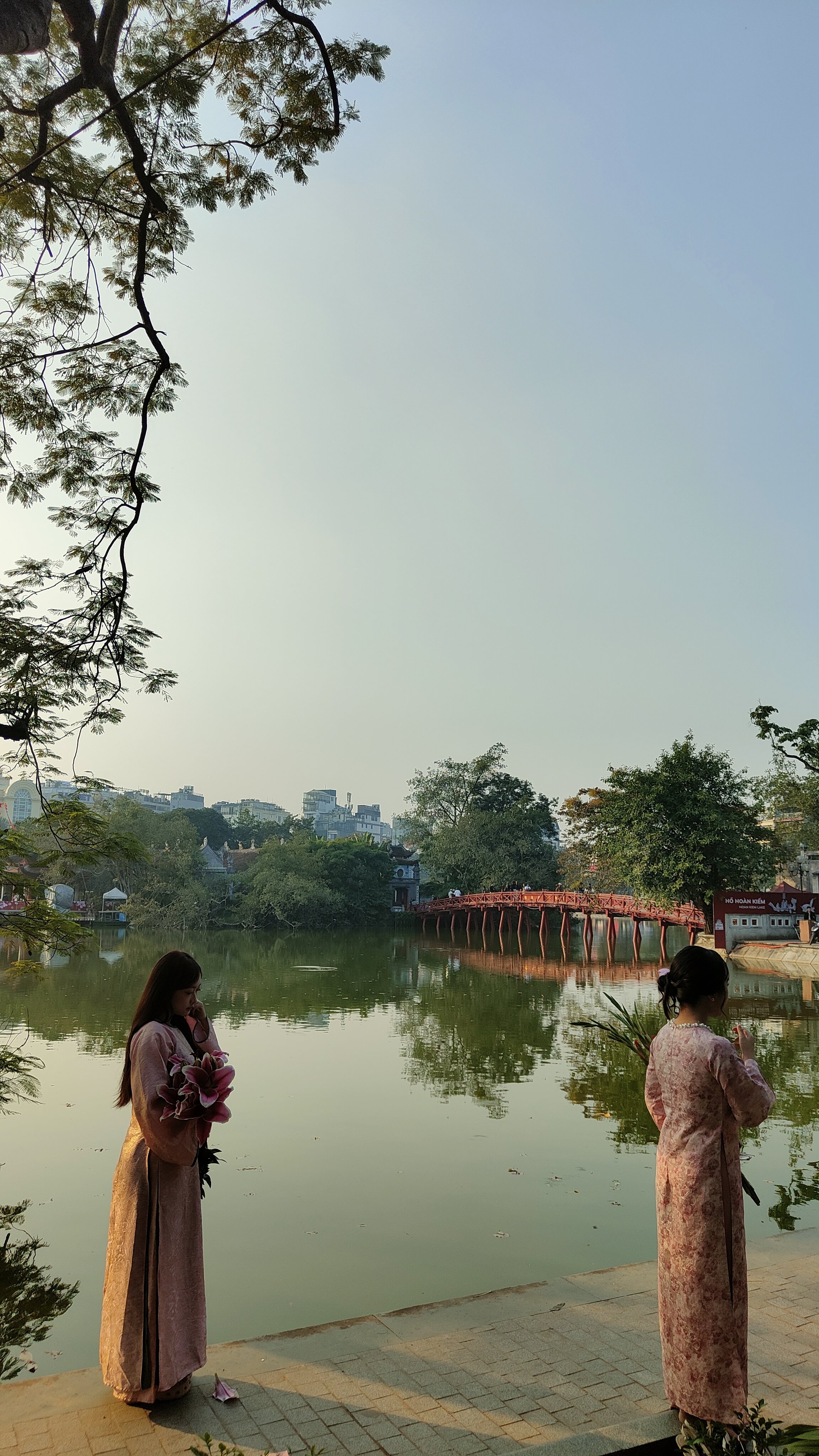 Temple Ngoc Son