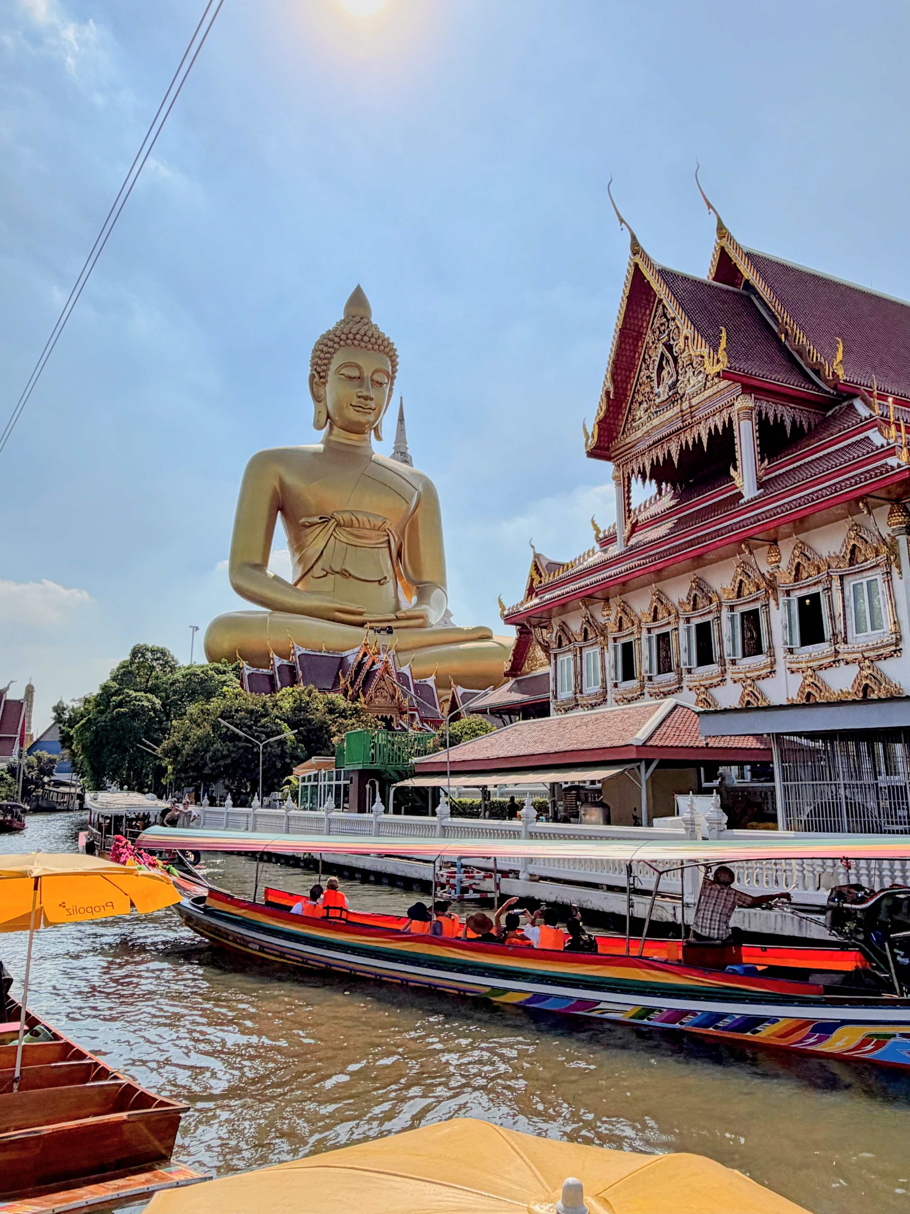 Wat Paknam, le Bouddha géant